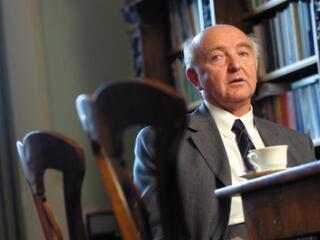 "A fő feladatom, hogy más tudósoknak segítsek"