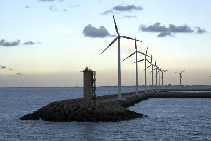 Régóta köztudott, hogy az északi tenger szélenergiája hatalmas, az áram szállítása jelentett gondot (Kép: sxc)