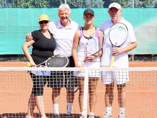 Nagy siker volt a Hunguest-APIS Társasági Tenisztorna