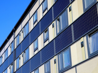 Hódítanak a balkon napelemek Bécsben 