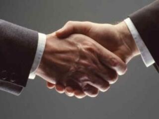 Nem csak a meleg felvonulás ellen...