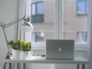 Hideg fuvallat a nappalidban? Így zárj ki minden nemkívánatos elemet az otthonodból