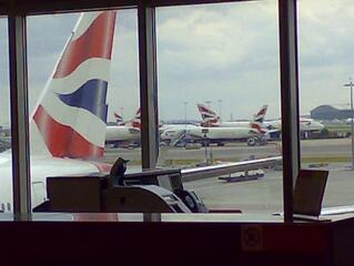 Menedzsertréningen segítettek a British Airwaysnek