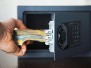 A rendezetlen házipénztár gátolja a hitelfelvételt és a pályázati pénzek megszerzését