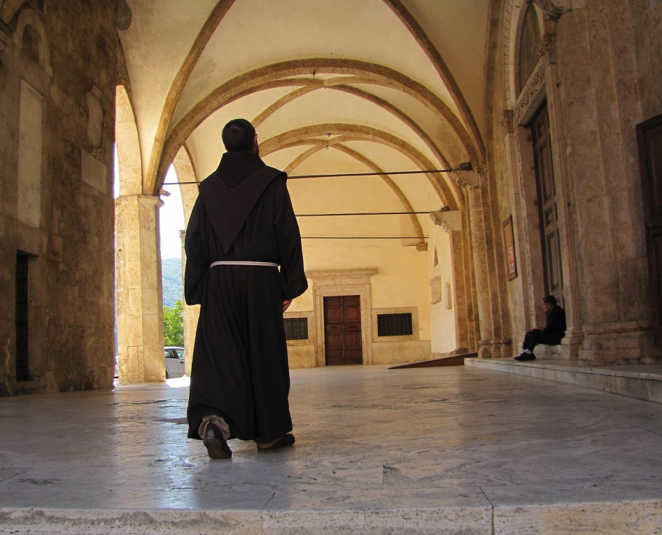 A termékek és szolgáltatások ára nem fedezi a ráfordított szerzetesi munka értékét