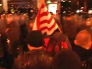 "Zsidó vagy, kutya vagy?" - Videó a hétfői zavargásokról