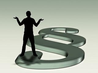 Egy biztosítási ügy margójára, avagy ki hamisít okiratot