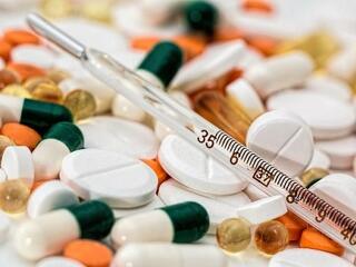 Szigorodó szabályokra és szélesebb jogkörű versenyhatóságra kell készülnie a gyógyszeriparnak