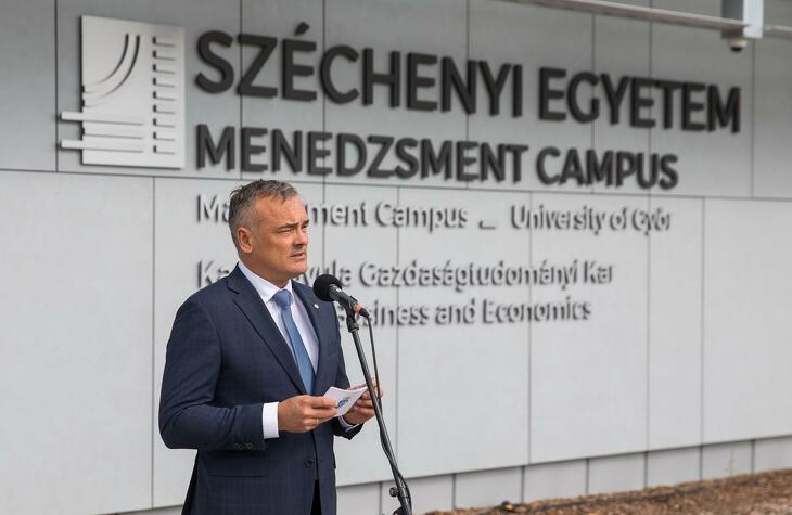 10 milliót ért Győr egykori vezetőinek, hogy ne derüljön ki szexpartijuk