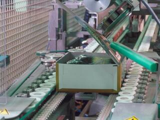 Kevesebb árut nagyobb távolságra