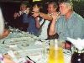 Lebegő árfolyam nincs, tetőző infláció van