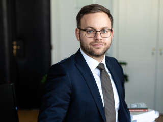 Orbán Balázs szerint az ukránoknak felemelt kézzel kellett volna fogadniuk az oroszokat, de ő harcolna a Corvin közben