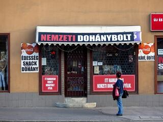 Kárpótolnák a hoppon maradt trafikosokat