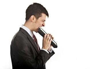 Stresszes, bizonytalan és rosszul fizet a magyar munkahely