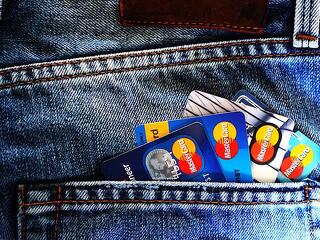 Jönnek az olcsóbb bankszámlák