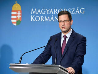 Mindjárt elmondja Gulyás Gergely, satuba kerül-e az ország