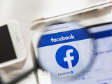 A Facebook már csak a harmadik helyen a fiataloknál