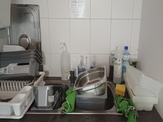 Rovarmaradványok is találhatóak néha a fagyizókban és strandbüfékben