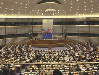 15 fideszes és egy jobbikos megy Brüsszelbe?