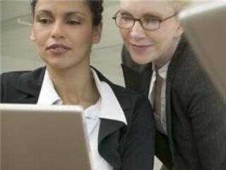 Emberséges elbocsátást oktatnak a cégeknek