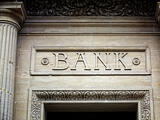 Bankokat bírságolt az MNB 