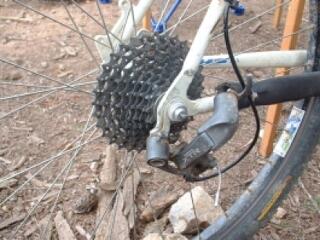 Újabb forrás bicikliutakra