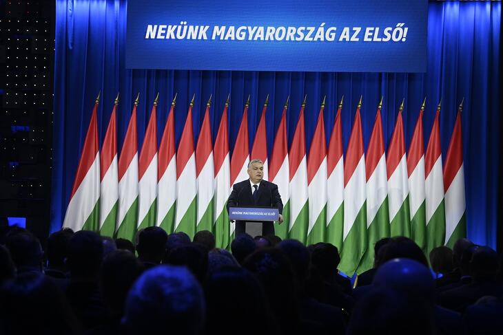 Orbán Viktor évértékelője elején hosszan beszélt a Novák Katalin-féle pedofilbotrányról. (Fotó: MTI / Koszticsák Szilárd)