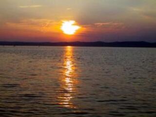 A totális luxus és a wellness a menő a Balatonnál