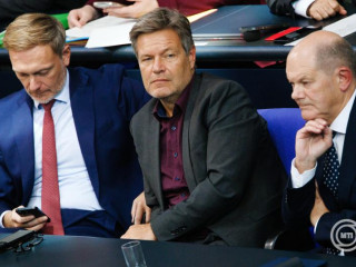 Ami Orbán Viktornak nem sikerült, az még a németeknek összejöhet