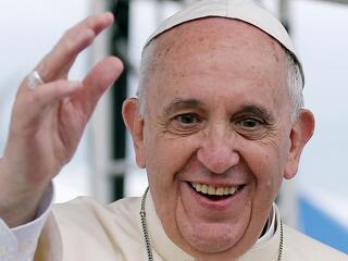 Minden olasz állampolgár Ukrajnával van és a pápa is mindent megtesz a békéért