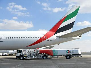 Több tucat Boeingre adott le rendelést az Emirates