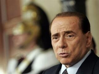 90 %-kal csökkentek Berlusconi bevételei