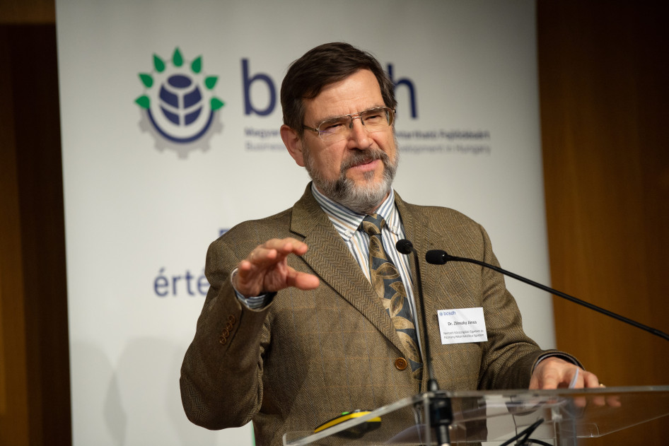 Dr. Zlinszky János szerint nem érdemes várni Fotó: BCSDH