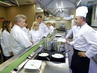 Egy éves lett a tudásközpont