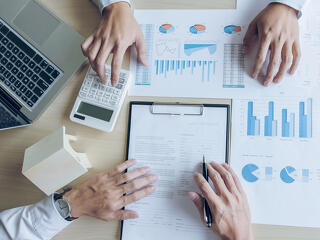 Itt egy újabb, 2,5 százalékos hitel