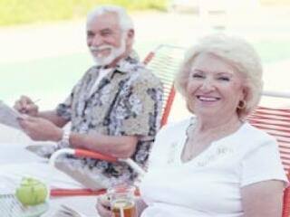 "Már 65 éves? Ki van rúgva!"