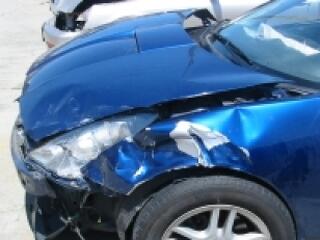 Ezrek perelhetik a biztosítókat?