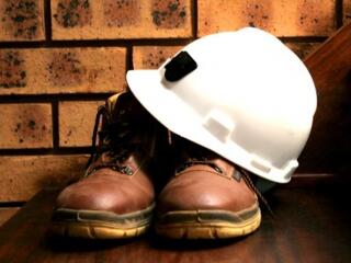 Pénzügyest és IT-st keresnek a cégek - Nem egyforma vastag a boríték