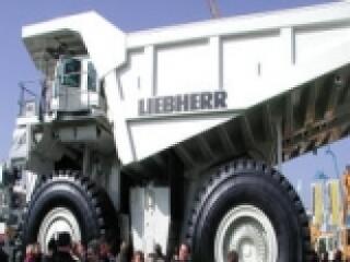 Több kamionnyi illegális hulladék Csömörön