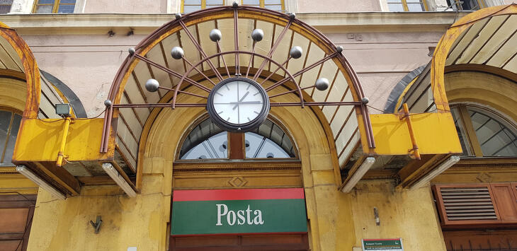 A Magyar Posta búcsúzhat a biztosítójától