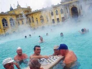 Fürdőzők előnyben!