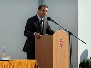 Bajnai romákat vár a minisztériumokba