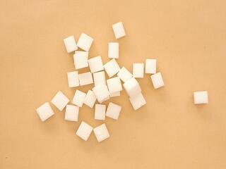 Cukrot és étolajat foglaltak le a hatóságok