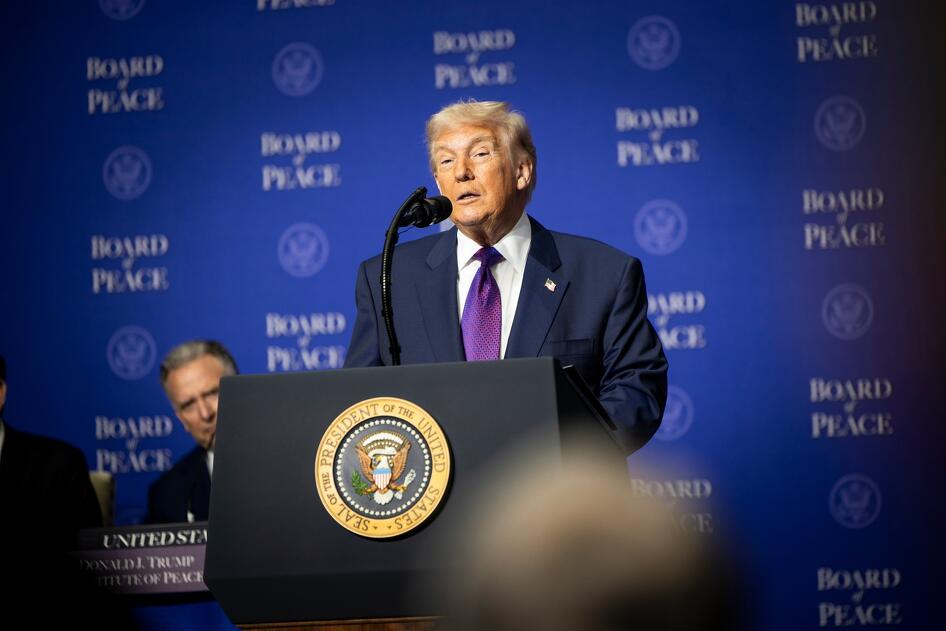 A világ politikai elitje érintett az Epstein botrányban