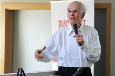 felelős vállalat, felelősség, fenntartható fejlődés, klímaváltozás, lászló ervin, PP konferencia felelős vállalat, felelősség, fenntartható fejlődés, klímaváltozás, lászló ervin, PP konferencia