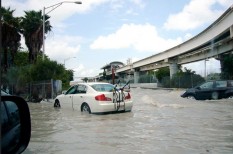 2008, amerika, áradás, árvíz, éghajlatváltozás, elértéktelenedik, florida, ingatlan, ingatlanhitelezés, jövő, klímaváltozás, közmű, lakáshitelezés, miami, tengerszintemelkedés, válság, város 2008, amerika, áradás, árvíz, éghajlatváltozás, elértéktelenedik, florida, ingatlan, ingatlanhitelezés, jövő, klímaváltozás, közmű, lakáshitelezés, miami, tengerszintemelkedés, válság, város
