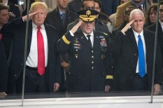 amerika, áramfogyasztás, donald trump, fehér ház, gázolaj, hadsereg, kőolaj, logisztika, megújuló energia, napenergia, olajvállalat, usa, üzemanyag, washington amerika, áramfogyasztás, donald trump, fehér ház, gázolaj, hadsereg, kőolaj, logisztika, megújuló energia, napenergia, olajvállalat, usa, üzemanyag, washington