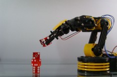 autóipar, automatizáció, digitalizáció, járműipar, robot autóipar, automatizáció, digitalizáció, járműipar, robot