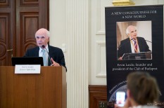 bolygó, budapest klub, fenntartható fejlődés, Global Executive Council t, jövő, lászló ervin, mta, piac és profit, piacesprofit.hu bolygó, budapest klub, fenntartható fejlődés, Global Executive Council t, jövő, lászló ervin, mta, piac és profit, piacesprofit.hu