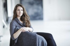 anyagi háttér, festészet, hobbi, kiállítás, mentorship program, művészet, reklám, Viszneki Vivien anyagi háttér, festészet, hobbi, kiállítás, mentorship program, művészet, reklám, Viszneki Vivien